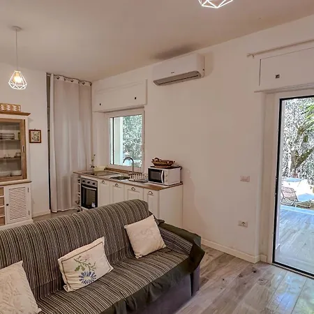 アパート Monte Ortobene 1